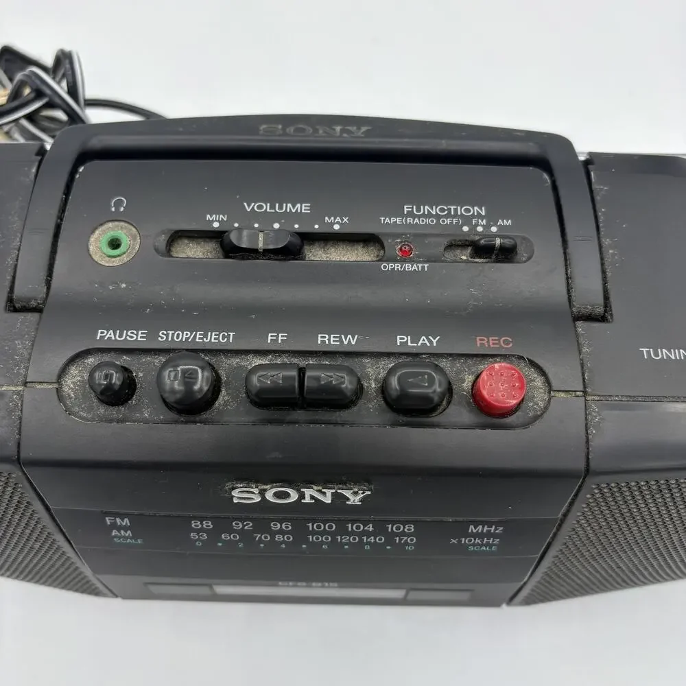 Vintage Sony CFS-B15 Radio Cassette Recorder Boombox Black FM AM‎ Tape Player